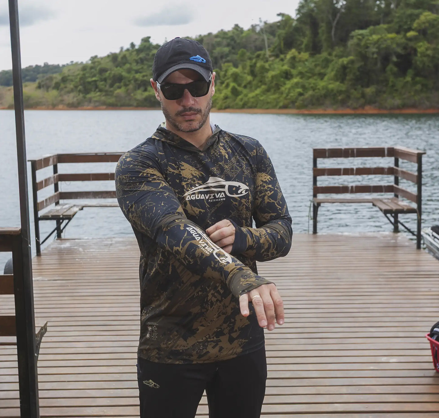 CAMISA DE CAPUZ LAKE PATROL LIGHT